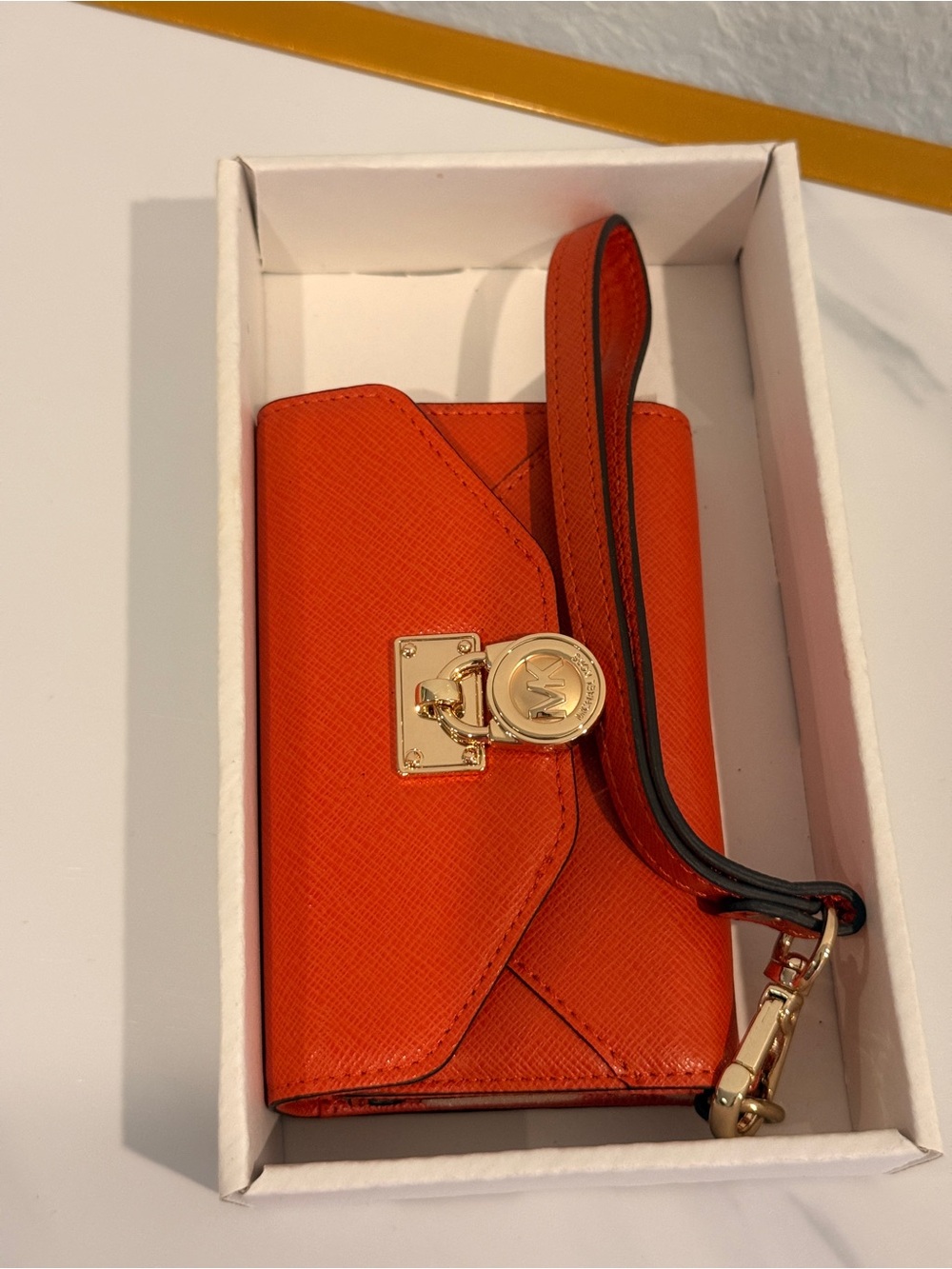 Michael Kors Orange Saffiano Leather Wristlet Card Holder with Gold Hardware‎